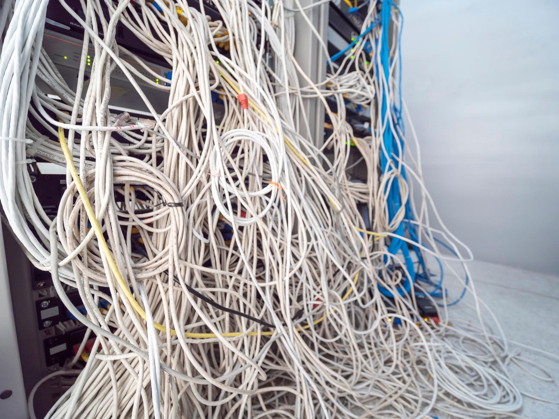 電線の取り扱い | 東京のスクラップならメタループ